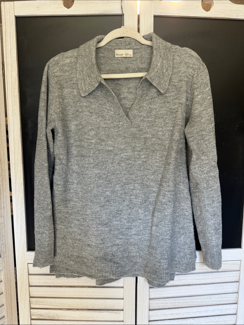 Light Gray V-Neck Collared Knit Pullover